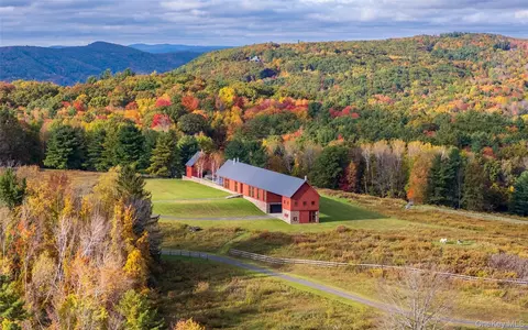 241 Cunningham Hill Rd, Canaan, NY 12029