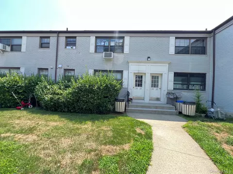13629 68th Dr #A, Flushing, NY 11367 photo 11