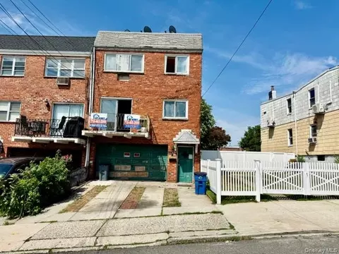 6268 Mount Olivet Cres, New York, NY 11379