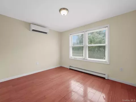 Bedroom - 60 E Pine St, Long Beach, NY 11561 photo 1 of 3