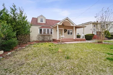 1670 Abby Rd, Merrick, NY 11566