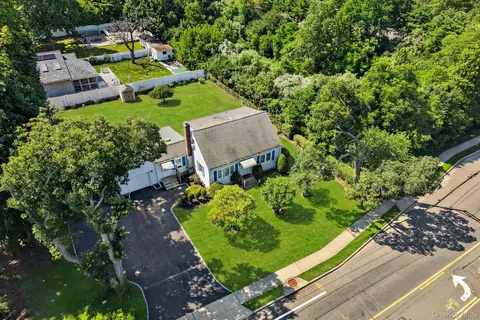 1547 Walt Whitman Rd, Melville, NY 11747