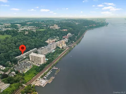 1116 Warburton Ave #2J, Yonkers, NY 10701