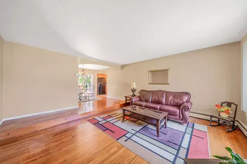 Living - 190 Bay Ave, Patchogue, NY 11772 photo 2 of 2