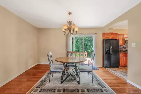 Dining - 190 Bay Ave, Patchogue, NY 11772 photo 2 of 2