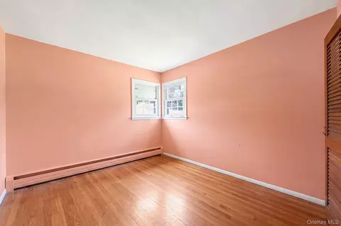 Bedroom - 190 Bay Ave, Patchogue, NY 11772 photo 2 of 3