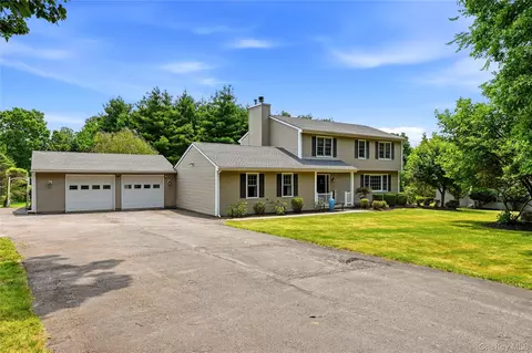 83 Little Collabar Rd, Crawford, NY 12549