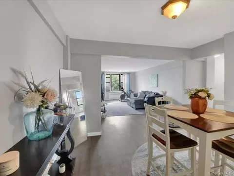 270 N Broadway #6H, Yonkers, NY 10701