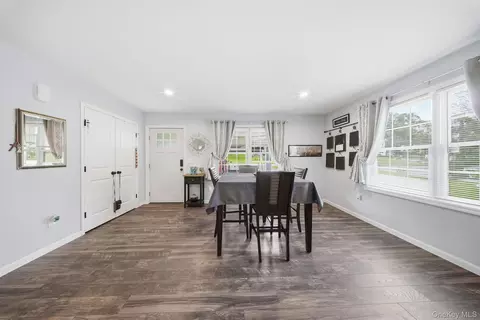 153 Ridgewood Ave, Middletown, NY 10940 photo 12