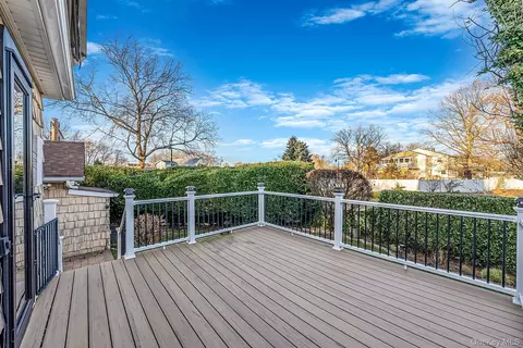 Exterior - 32 Everett, Lynbrook, NY 11563 photo 11 of 11