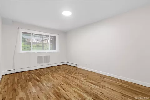 Bedroom - 2 Woods End Cir #L, Peekskill, NY 10566 photo 1 of 2