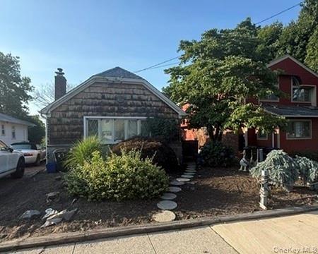 37 Marino Ave, North Hempstead, NY 11050