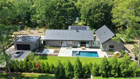 6 Great Circle Rd, Shelter Island, NY 11964