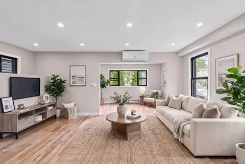 11147 Witthoff Ave, New York, NY 11429
