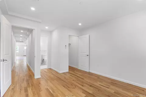 Entry Way - 3439 Grace Ave, New York, NY 10469 photo 3 of 4