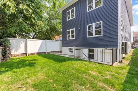 Exterior - 3439 Grace Ave, New York, NY 10469 photo 3 of 4