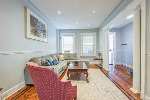 9009 80th St, New York, NY 11421