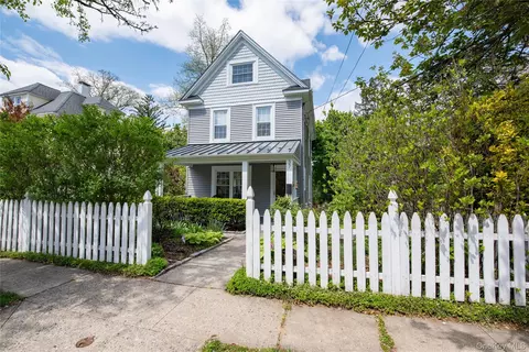 37 Warren Ave, Eastchester, NY 10707