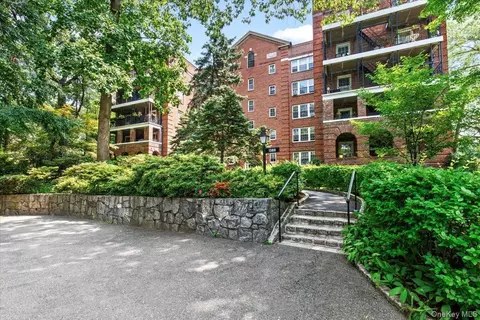 1360 Midland Ave #TE, Yonkers, NY 10708