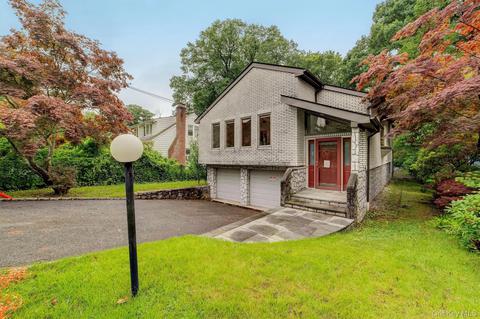 31 Elmore Ave, Cortlandt, NY 10520