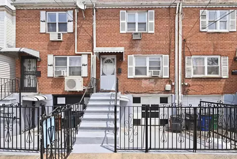 103-19 A 110th St South Richmond Hl, New York, NY 11419