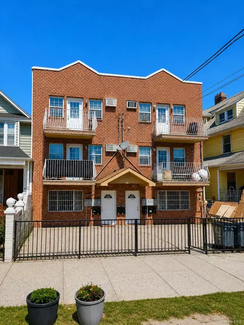 17225 91st Ave, Jamaica, NY 11432
