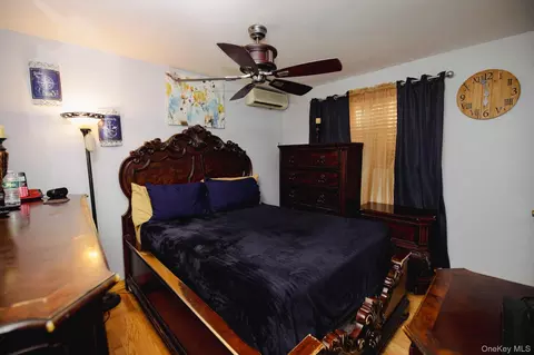 Bedroom - 20 Riverview Ct, Ossining, NY 10562 photo 4 of 4