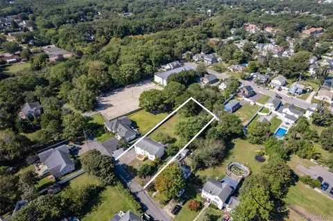 View/Area - 25 Marshall St, Patchogue, NY 11772 photo 3 of 5