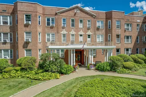 2 Overlook Rd #3A6, White Plains, NY 10605