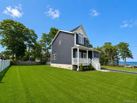 Exterior - 7 Edgewater Dr, Mastic Beach, NY 11951 photo 3 of 8