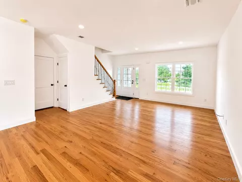 Living - 7 Edgewater Dr, Mastic Beach, NY 11951 photo 2 of 8