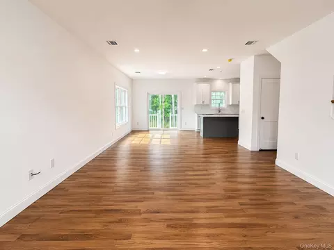 Living - 7 Edgewater Dr, Mastic Beach, NY 11951 photo 4 of 8