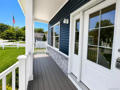 Exterior - 7 Edgewater Dr, Mastic Beach, NY 11951 photo 6 of 8