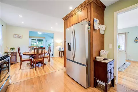 Kitchen - 17 Brian Rd, Wappingers Falls, NY 12590 photo 6 of 6