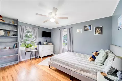 Bedroom - 17 Brian Rd, Wappingers Falls, NY 12590 photo 1 of 7