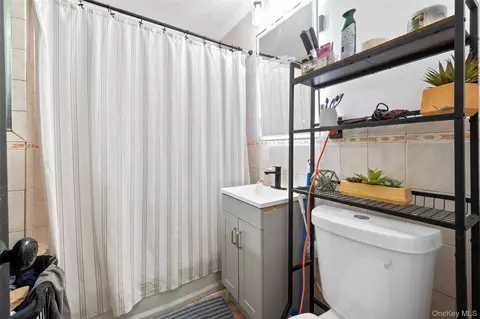 Bath - 31-29 100th St, New York, NY 11368 photo 2 of 3