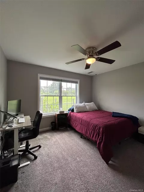 Bedroom - 82 River Glen Rd, Shawangunk, NY 12589 photo 5 of 5