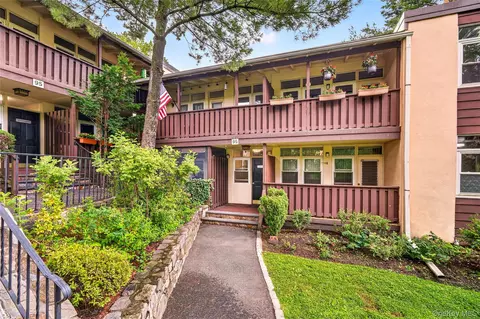 95 Wiltshire Rd #C 16, New Rochelle, NY 10583