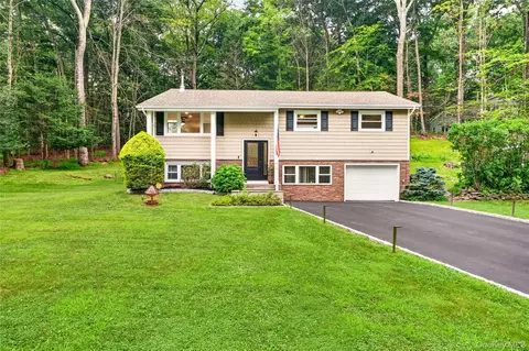 1193 Winding Ct, Yorktown, NY 10547