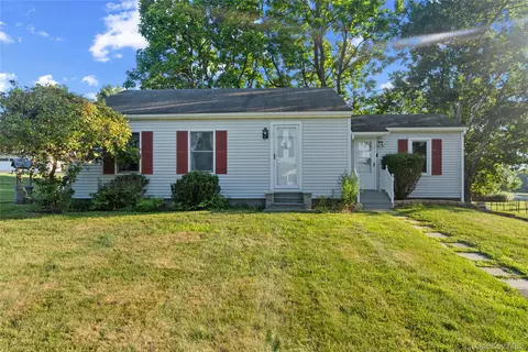 51 Mills Rd, Walden, NY 12586