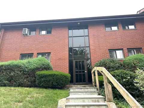 70 West St #C9, Harrison, NY 10528