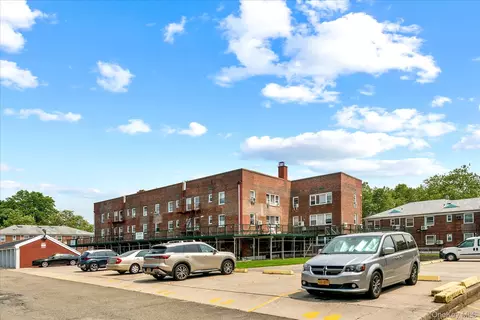 Exterior - 138-29 68th Dr #3C, Flushing, NY 11367 photo 1 of 2