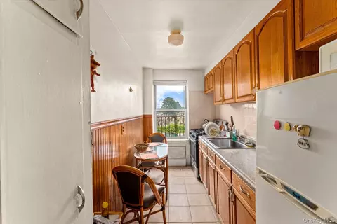 Kitchen - 138-29 68th Dr #3C, Flushing, NY 11367 photo 1 of 2