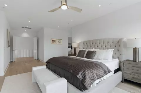 Bedroom - 4 Primrose Ln, Rye Brook, NY 10573 photo 3 of 5
