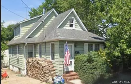 1366 East St, Hempstead, NY 11003