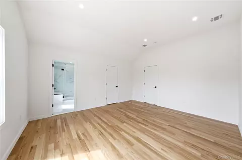 Bedroom - 152 Jayne Ave, Patchogue, NY 11772 photo 2 of 3