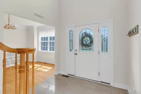 Entry Way - 723 Doctors Path Ests, Riverhead, NY 11901 photo 1 of 2