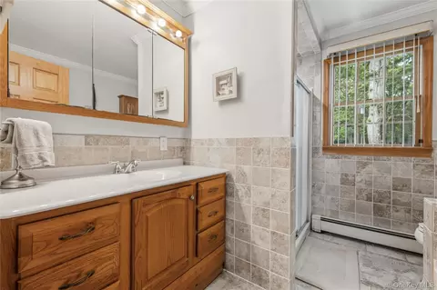 Bath - 371 Hewlett Ave, Patchogue, NY 11772 photo 1 of 3