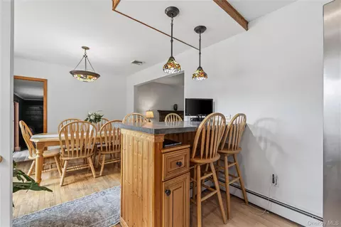 Dining - 371 Hewlett Ave, Patchogue, NY 11772 photo 1 of 3
