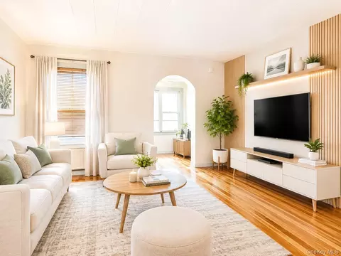 51-30 47th St, New York, NY 11377